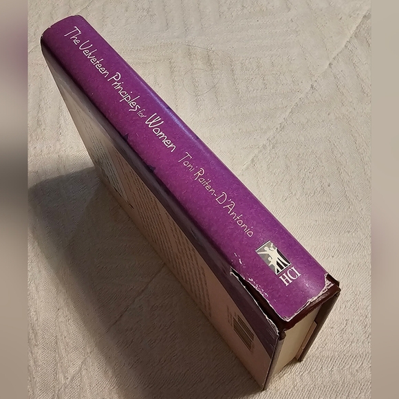 The Velveteen Principles for Women by Toni Raiten-D’Antonio Book EUC - Picture 10 of 12